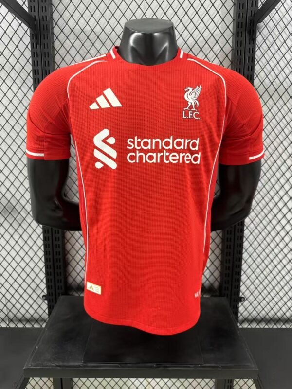 2526 Liverpool Red